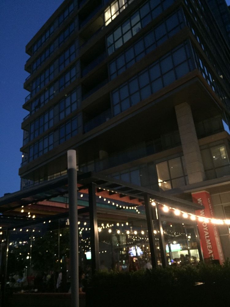 undefined A&A Suites in the heart of Downtown Toronto 4