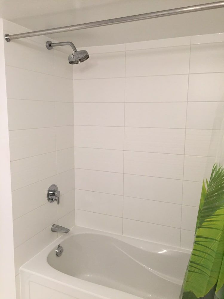 A&A Suites in the heart of Downtown Toronto Deluxe Apartment, City View 26
