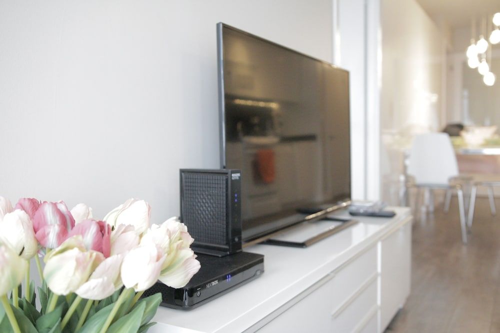 A&A Suites in the heart of Downtown Toronto Deluxe Apartment, City View 16