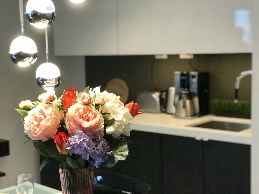 CN Tower View Design apart 3BD-2BA DT City Apartment, Multiple Beds, Non Smoking, City View 23