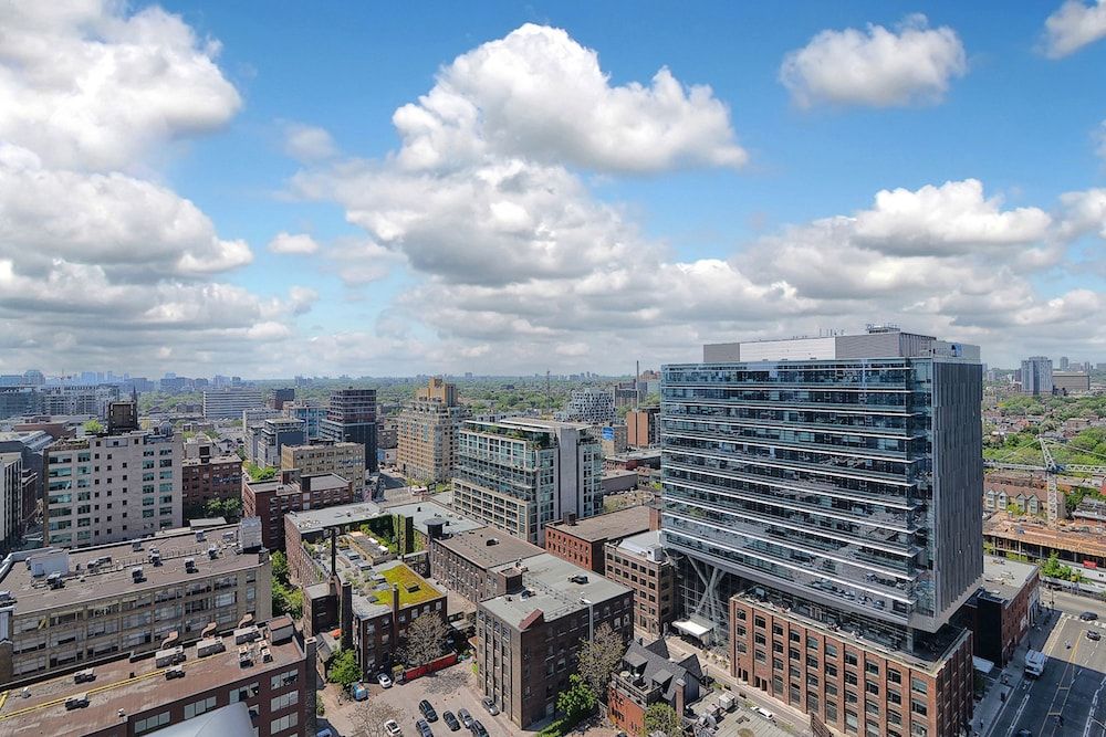 Applewood Suites - Toronto Peter Street City Apartment, Multiple Beds, Non Smoking 5