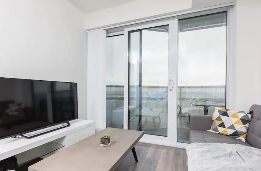 undefined Applewood Suites - Toronto Peter Street 10