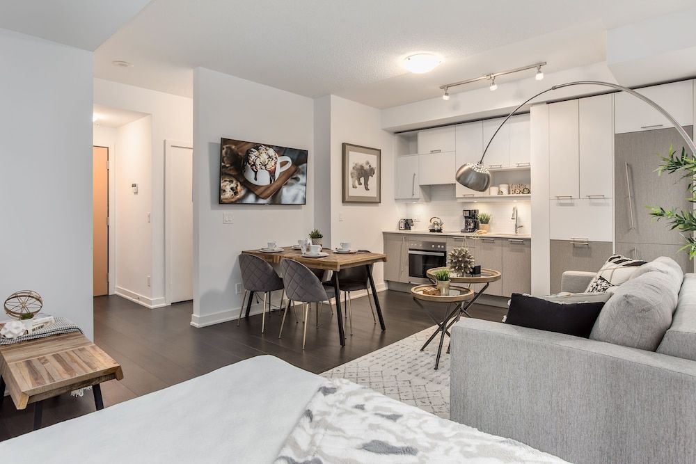 QuickStay - Classy & Rustic Downtown Condo Apartment (1 Bedroom) 9