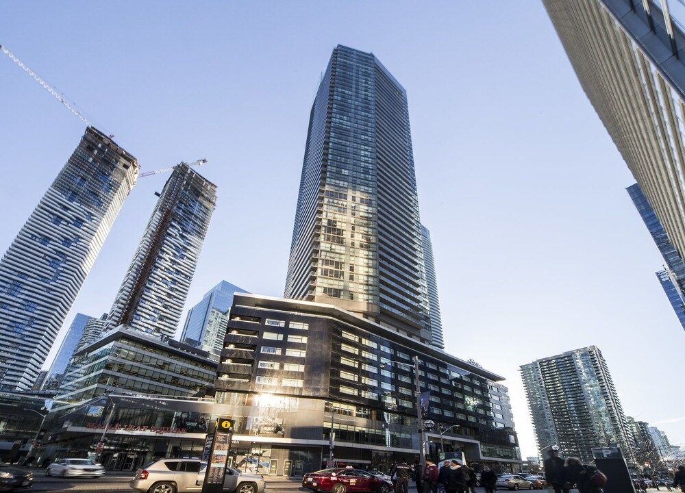 undefined HomeHop - Maple Leaf Square 3