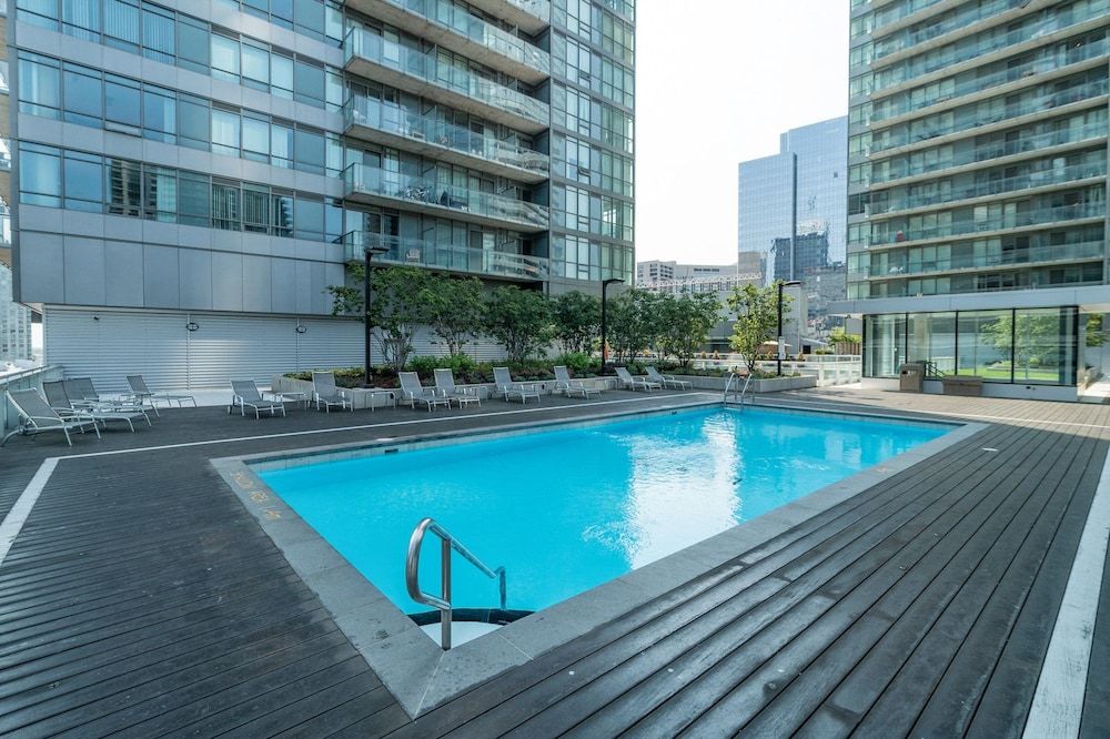 undefined HomeHop - Maple Leaf Square 4