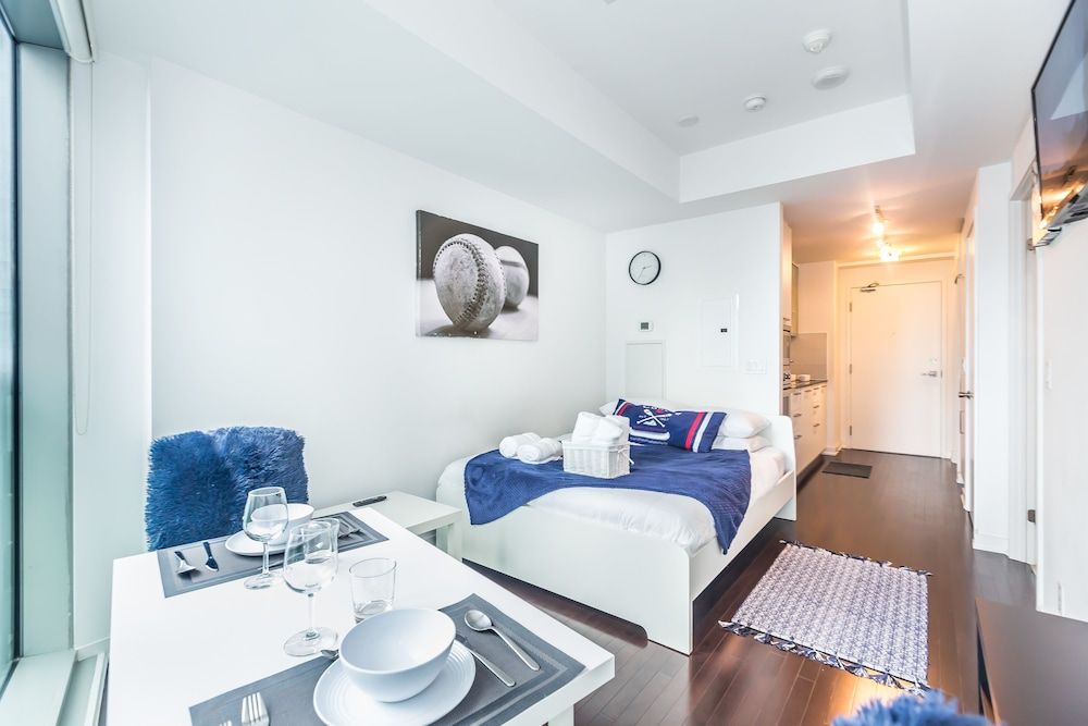 New!! Couples Retreat.luxury Condo.central Apartment (1 Bedroom) 9