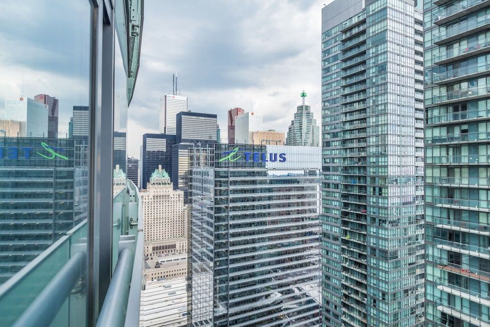 New!! Couples Retreat.luxury Condo.central Apartment (1 Bedroom) 22