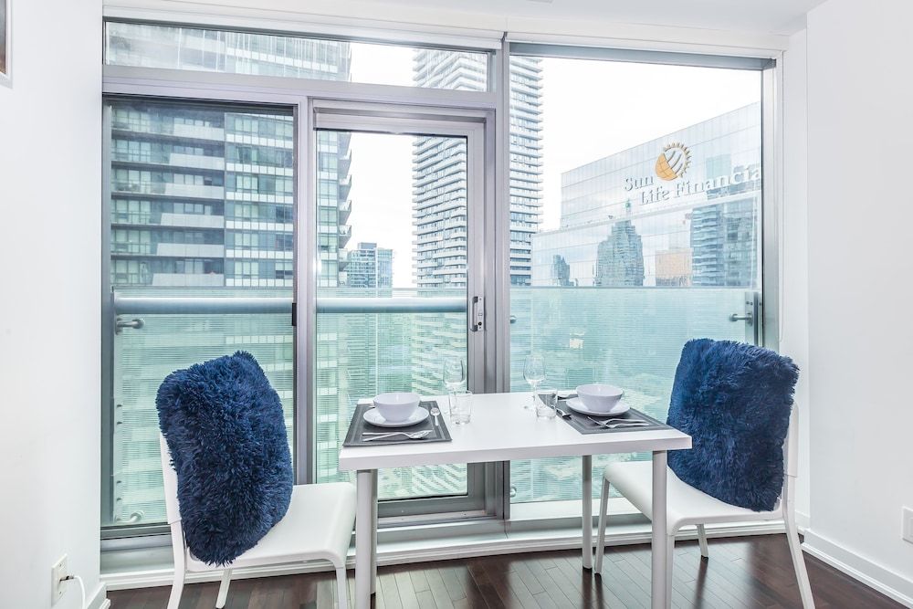 New!! Couples Retreat.luxury Condo.central Apartment (1 Bedroom) 14