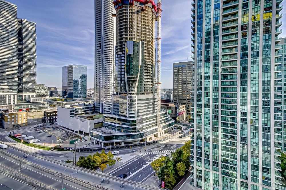 undefined Globalstay Yonge St Condos 6