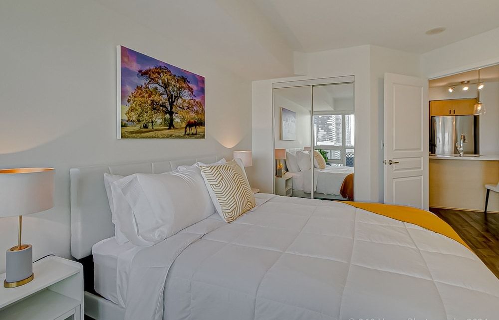 undefined Globalstay Yonge St Condos 8