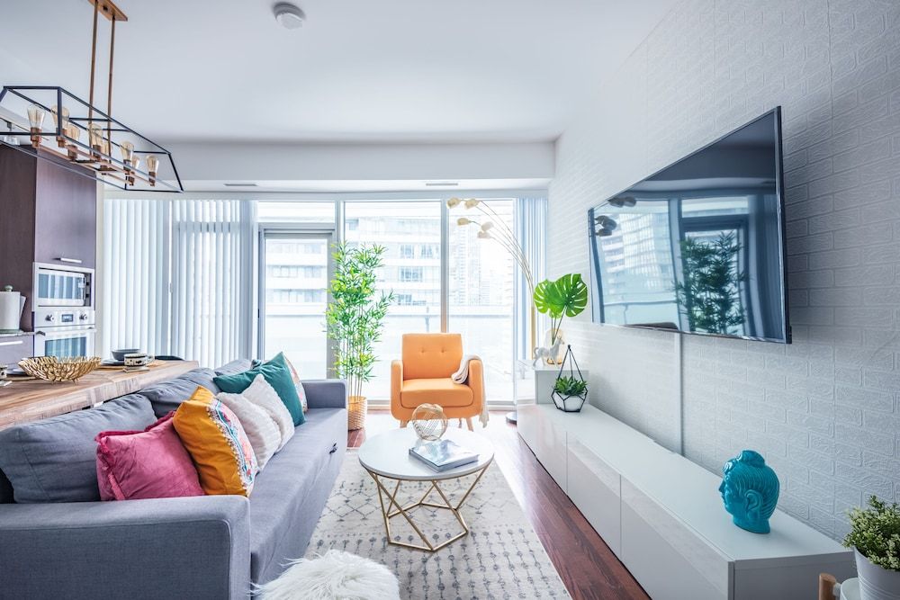 undefined HomeHop - Ice 2