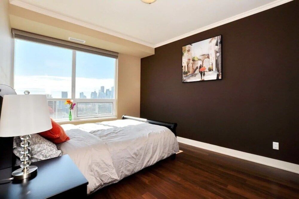 undefined Condos with Parking & Gorgeous View 5