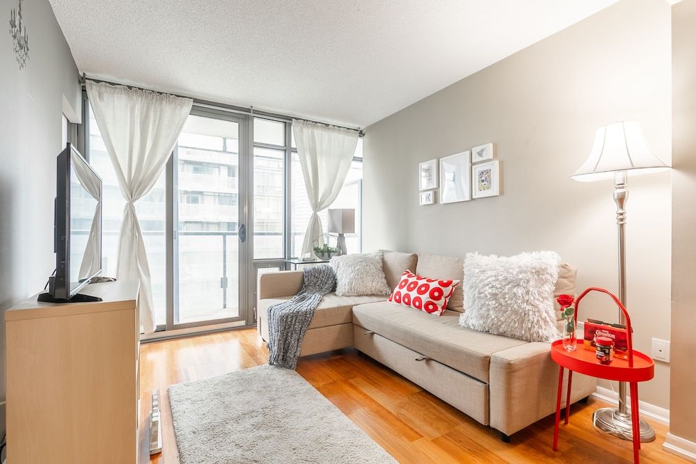 undefined Stylish Suite in Downtown Toronto