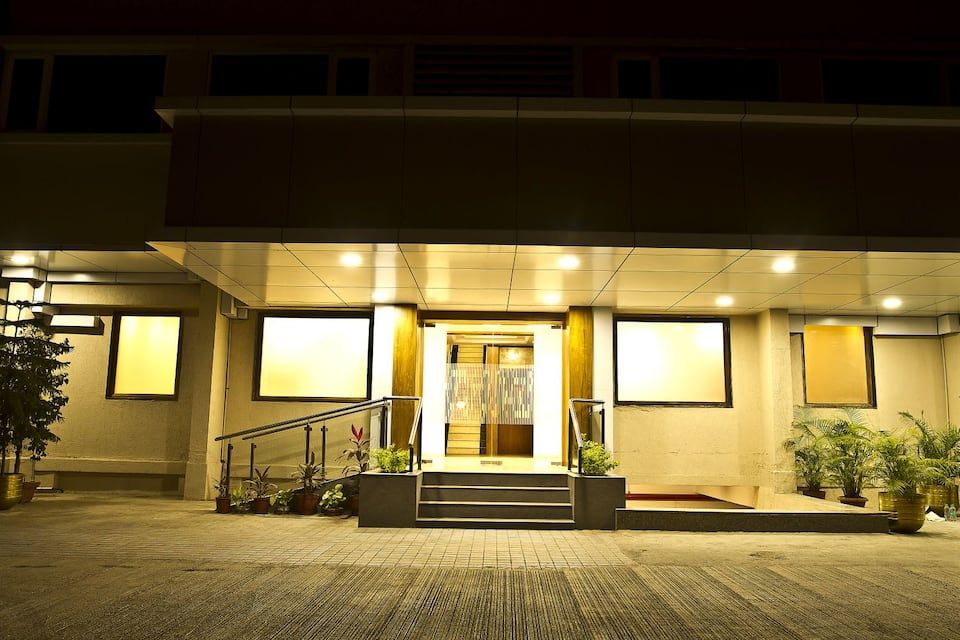 undefined 7 Apple Hotel Pimpri Pune 8