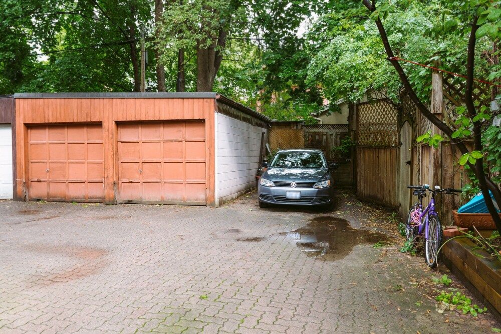 undefined Stunning Victorian House in the Annex 6