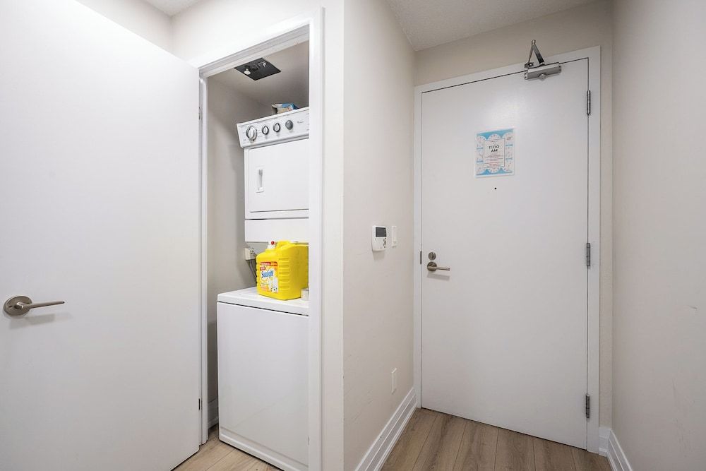 GLOBALSTAY. Magnificent Toronto Condos Executive Apartment, 1 Bedroom, Balcony, City View 6