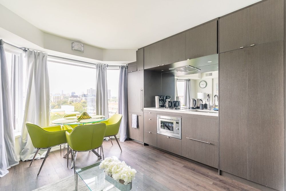 GLOBALSTAY. Charming Yorkville Condos Premium Apartment, 1 Bedroom, Kitchen, City View 11