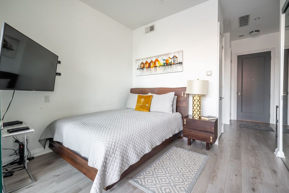 undefined GLOBALSTAY. Charming Yorkville Condos 8