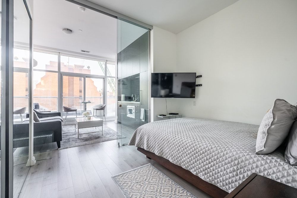 undefined GLOBALSTAY. Charming Yorkville Condos 10