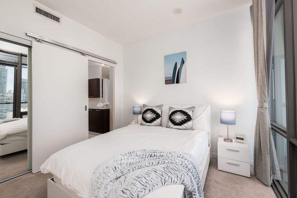 undefined elegant condo with panoramic views 4