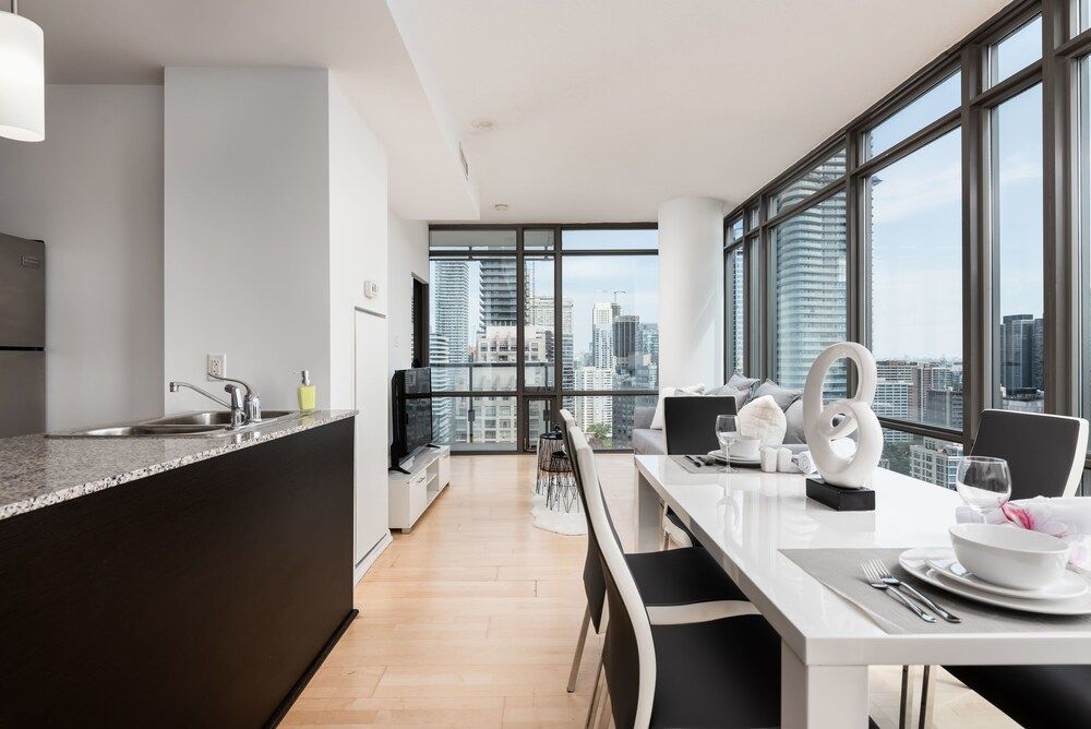 undefined elegant condo with panoramic views 9