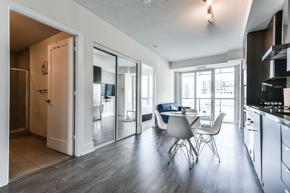 undefined Front Street Luxury Condos