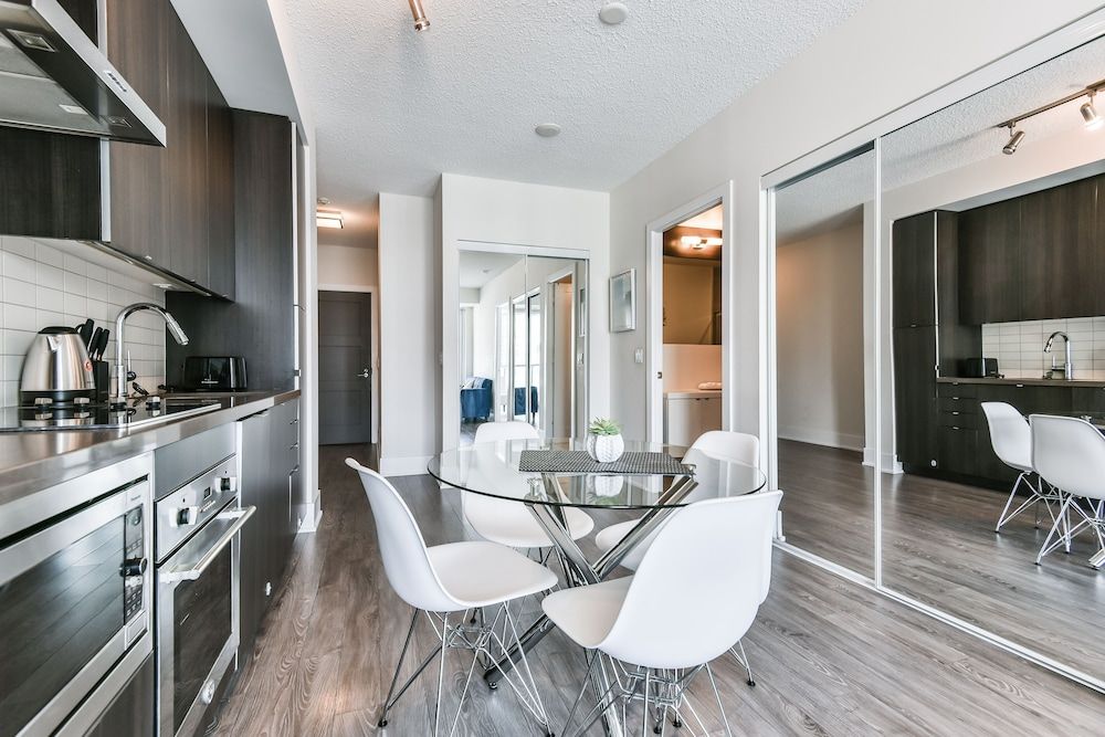 undefined Front Street Luxury Condos 6