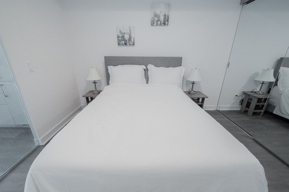 undefined Yorkville Executive Suites 4