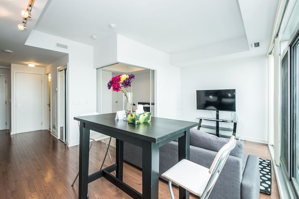 York Street Condos Tower 2 Grand Condo, 1 Bedroom 18