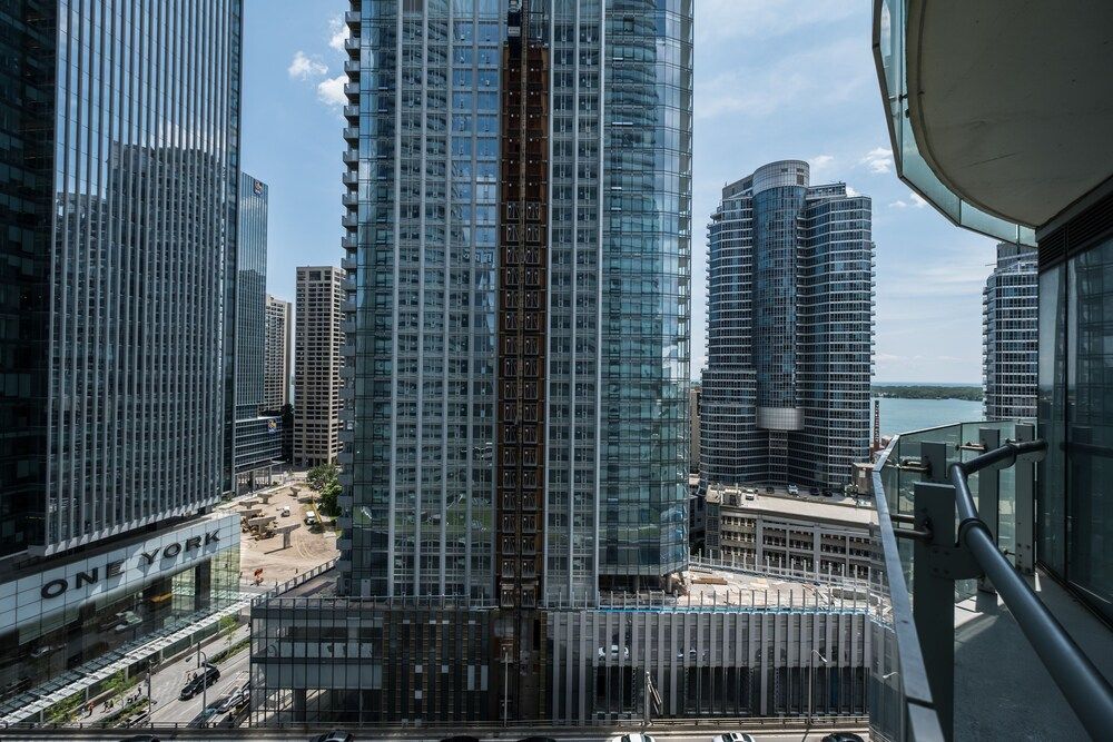 York Street Condos Tower 1 Luxury Condo 6