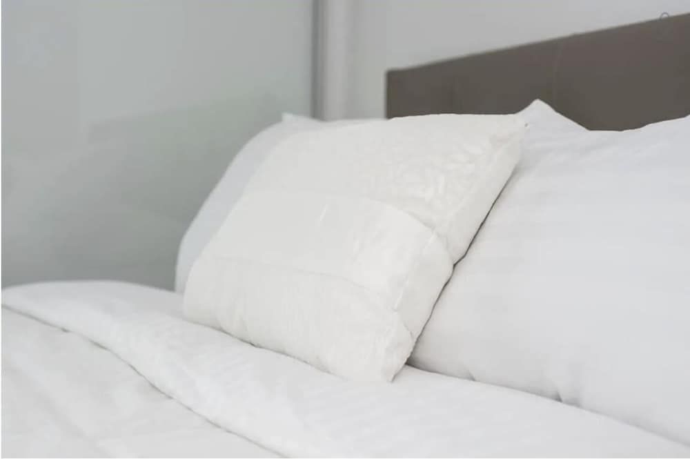 undefined Luxury Condos at York Street 7