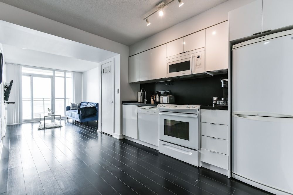 Iceboat Terrace Luxury Condos Luxury Condo 11