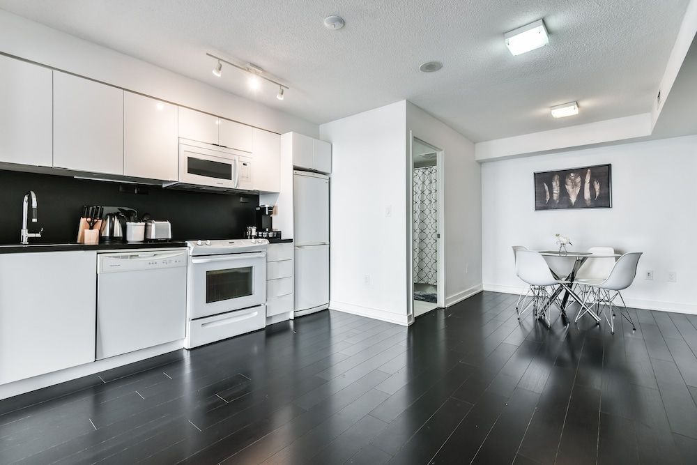 Iceboat Terrace Luxury Condos Luxury Condo 10