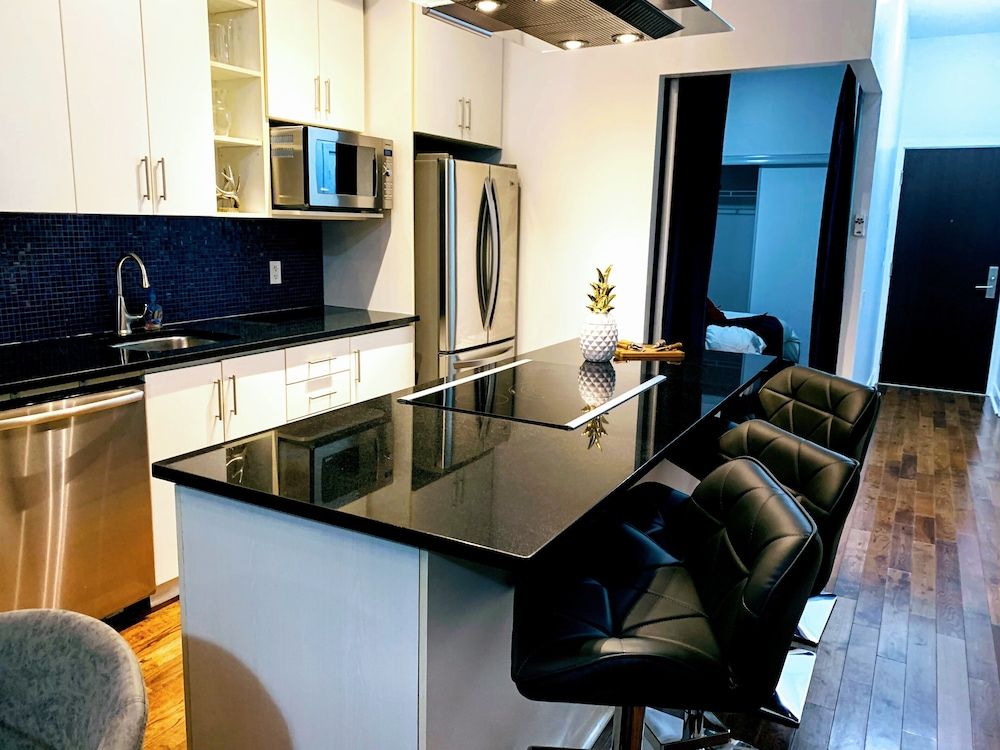 Designer Luxury 3 Bedroom Townhouse Classic Chalet 27