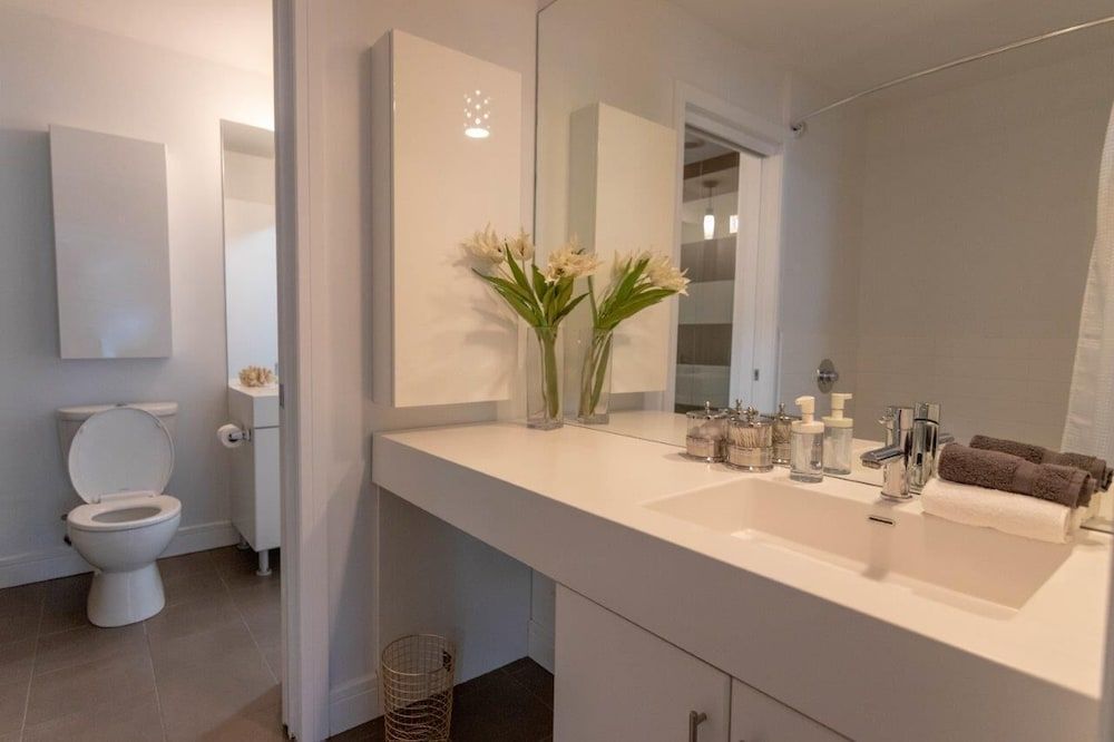 Designer Luxury 3 Bedroom Townhouse Classic Chalet 39