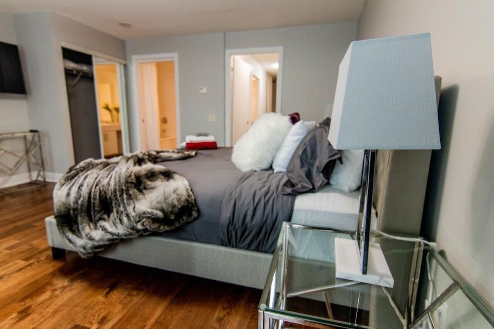 Designer Luxury 3 Bedroom Townhouse Classic Chalet 30