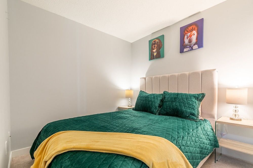 undefined SkyTree - Condos in Heart of Downtown 10