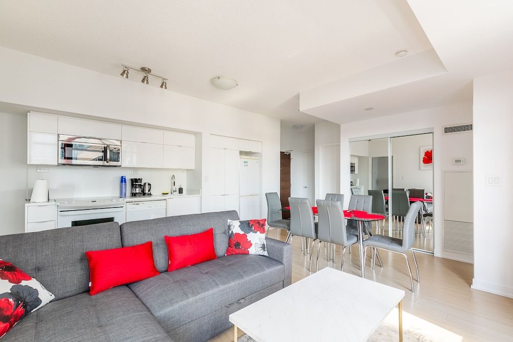 SkyTree - Condos in Heart of Downtown Classic Apartment (1039) 21
