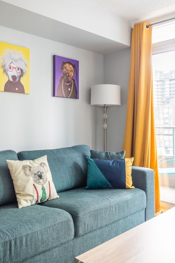 SkyTree - Condos in Heart of Downtown Design Condo (606) 23