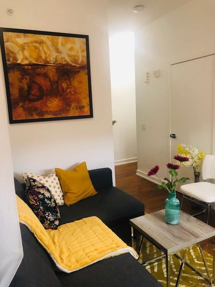 undefined Toronto Downtown Suites City View 7