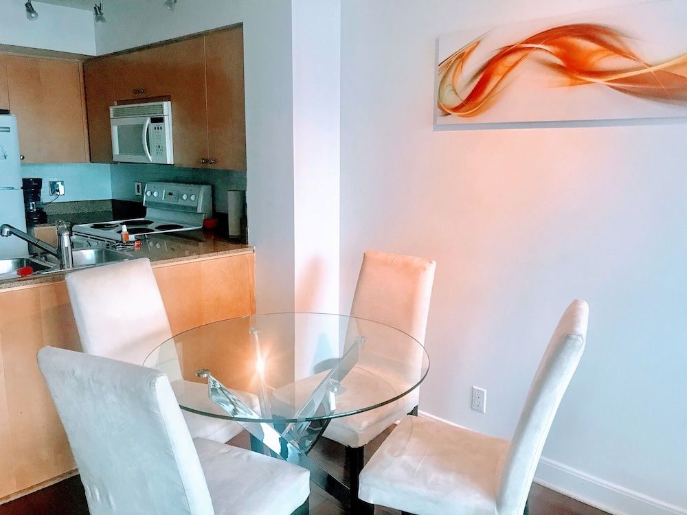 undefined Room near Blue Jays CN Tower 4