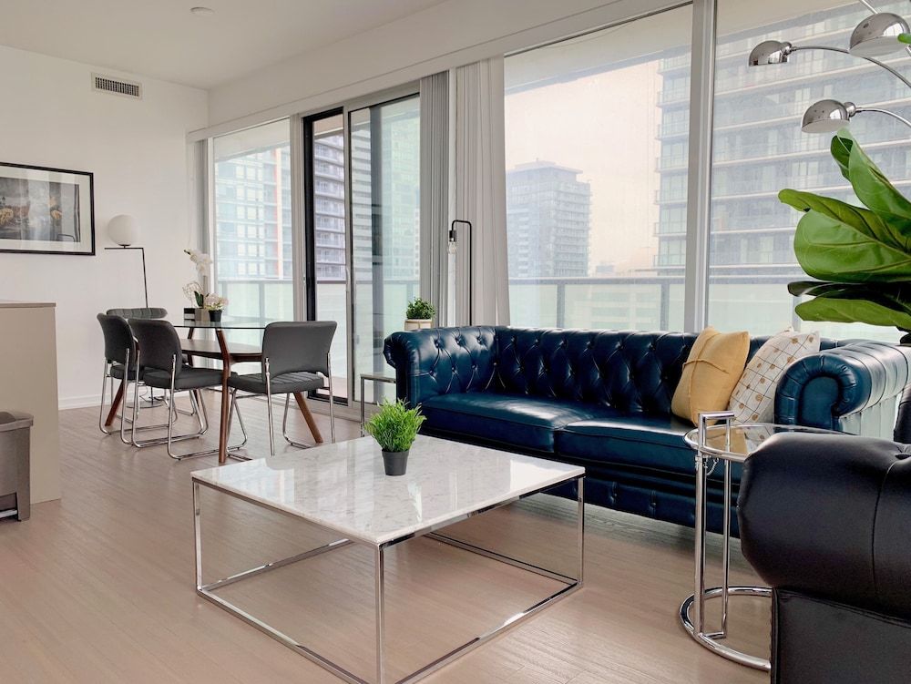 undefined Luxury 2Bed 2Bath Corner Condo