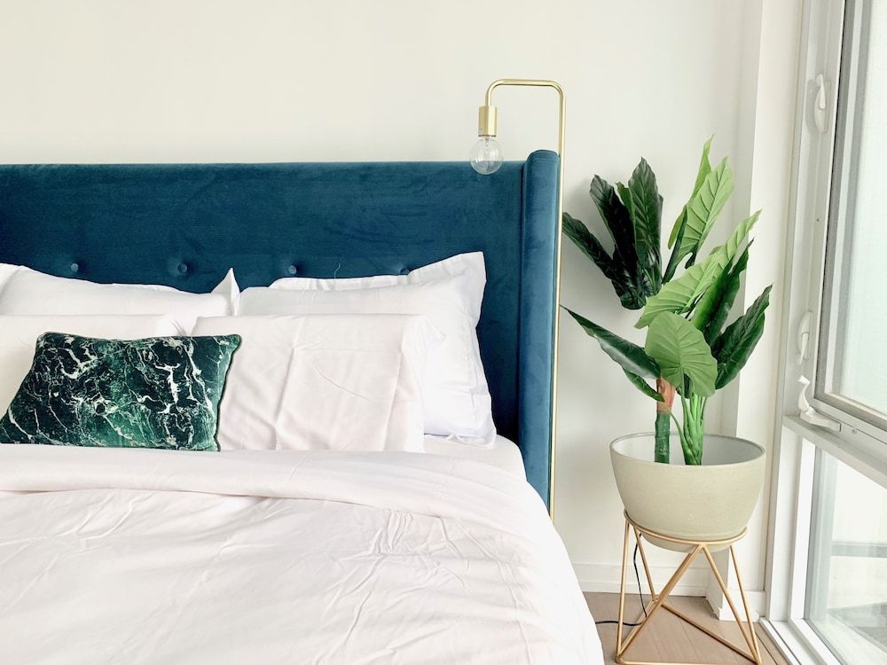 undefined Luxury 2Bed 2Bath Corner Condo 9