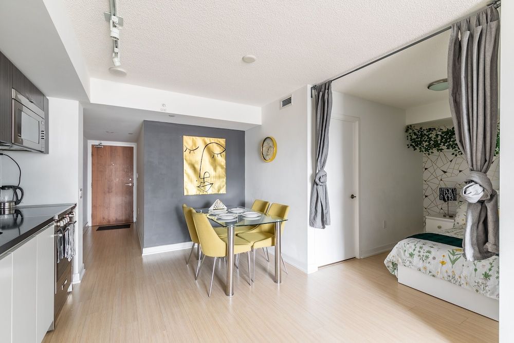 GSuite Express Downtown Toronto Elite Condo 19