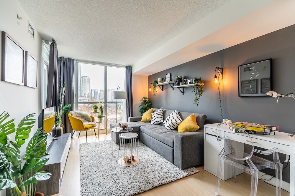 GSuite Express Downtown Toronto Elite Condo