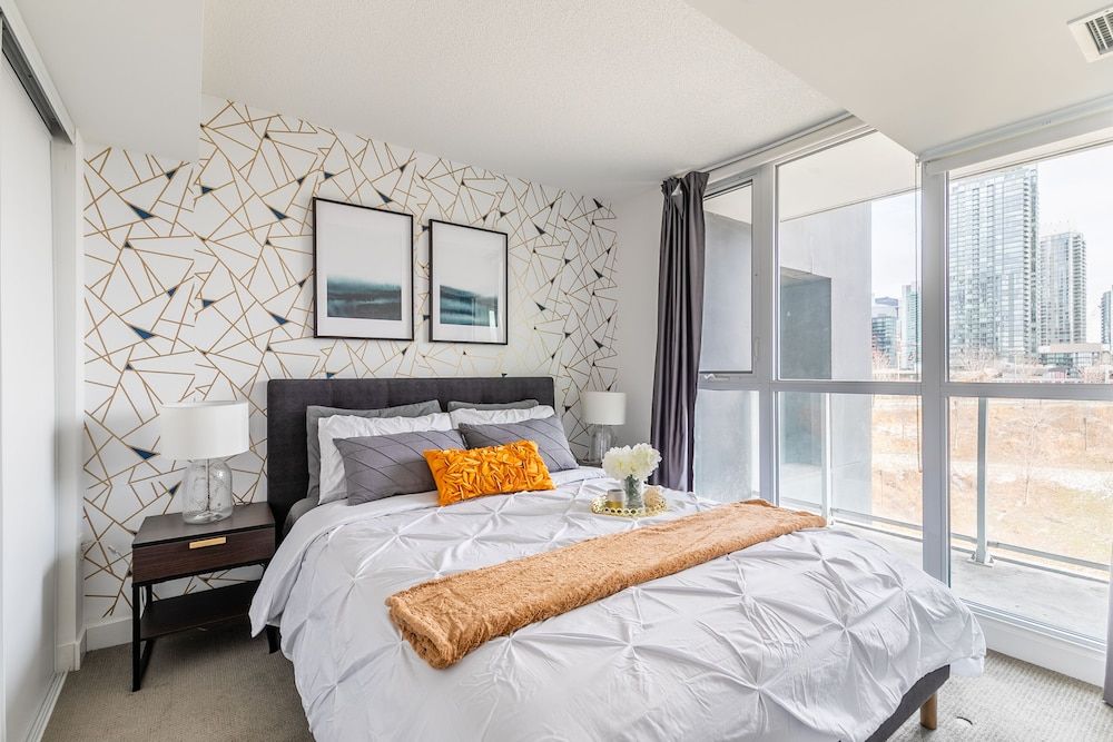 GSuite Express Downtown Toronto Elite Condo 5