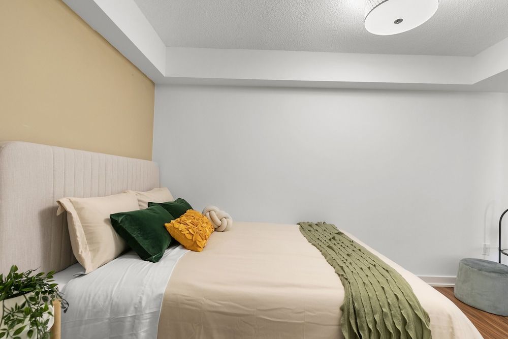 GSuite Express Downtown Toronto Executive Condo 8