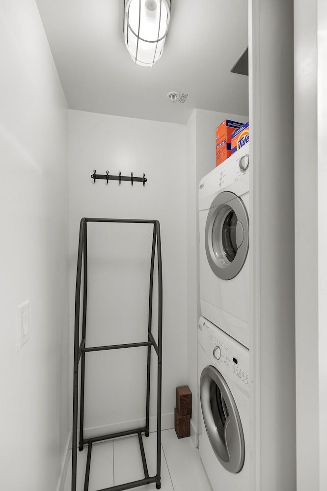 GSuite Express Downtown Toronto Executive Condo 28