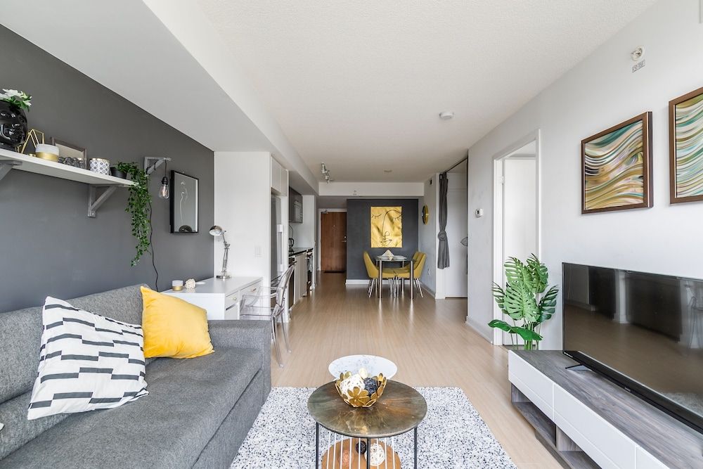 GSuite Express Downtown Toronto Elite Condo 8
