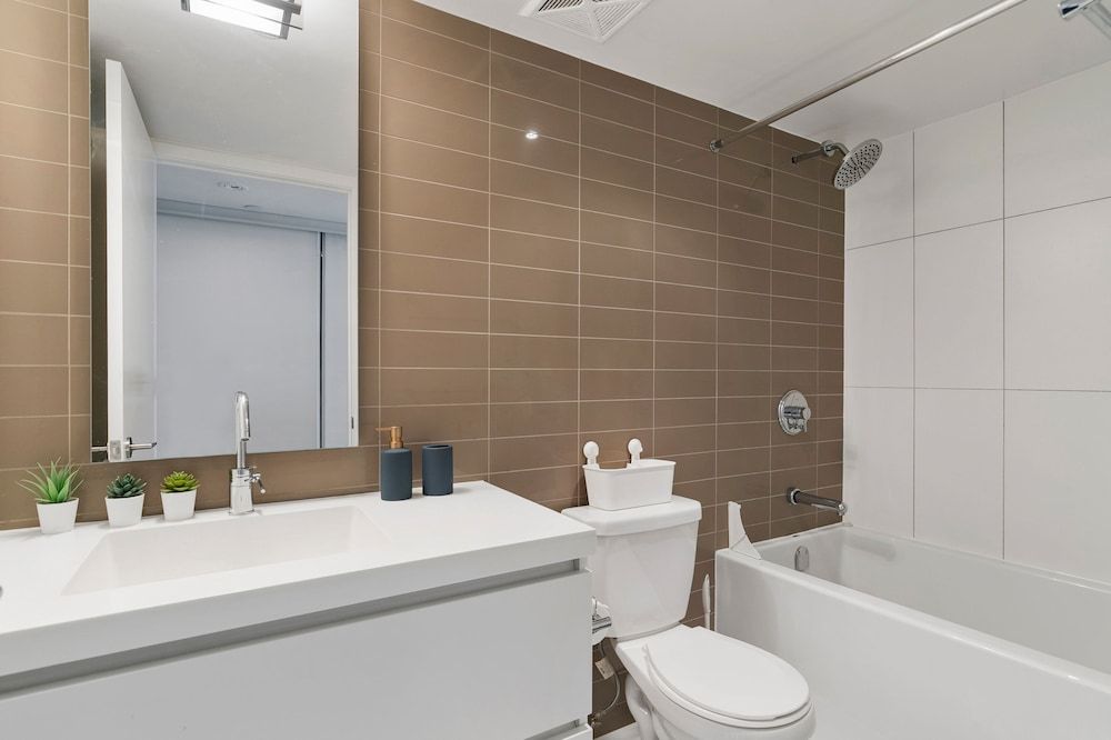 GSuite Express Downtown Toronto Executive Condo 29